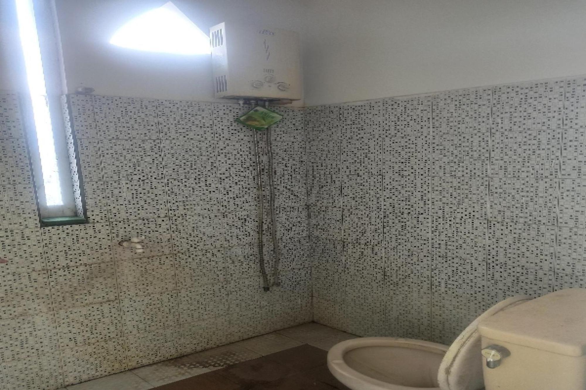 Oyo Life 91339 Pondok Kost Aulia Syariah Garut Extérieur photo